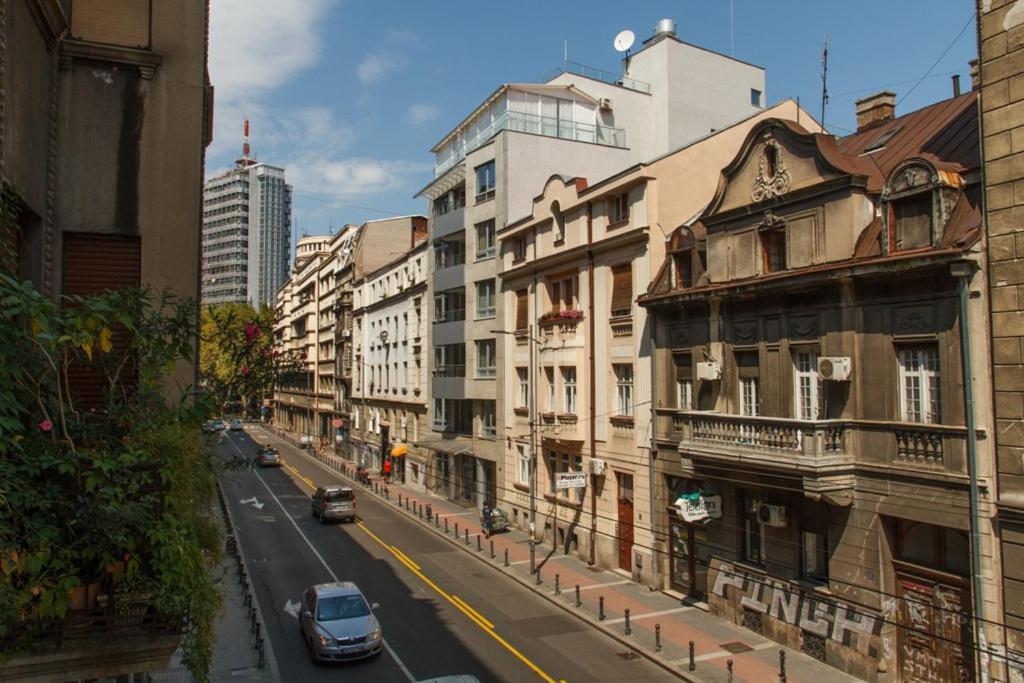 City Center Apartment With Balcony Belgrade Exterior photo